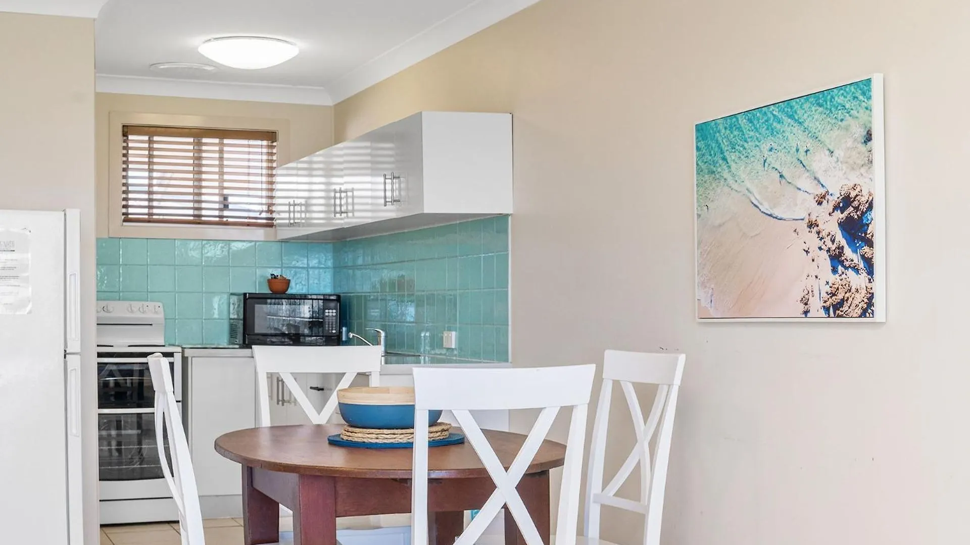 Absolute Beachfront Apartment 2T Lennox Head 0*,